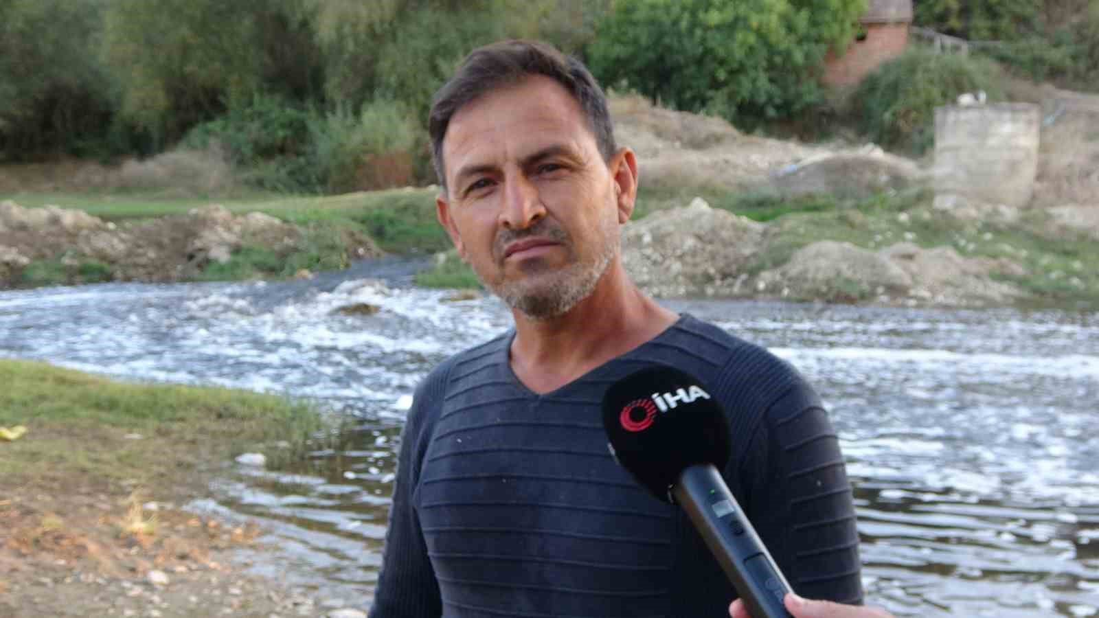 Uşak OSB’den bırakılan atıkların Gediz Nehri’nde kirlilik ve balık ölümlerine neden olduğu iddia edildi
