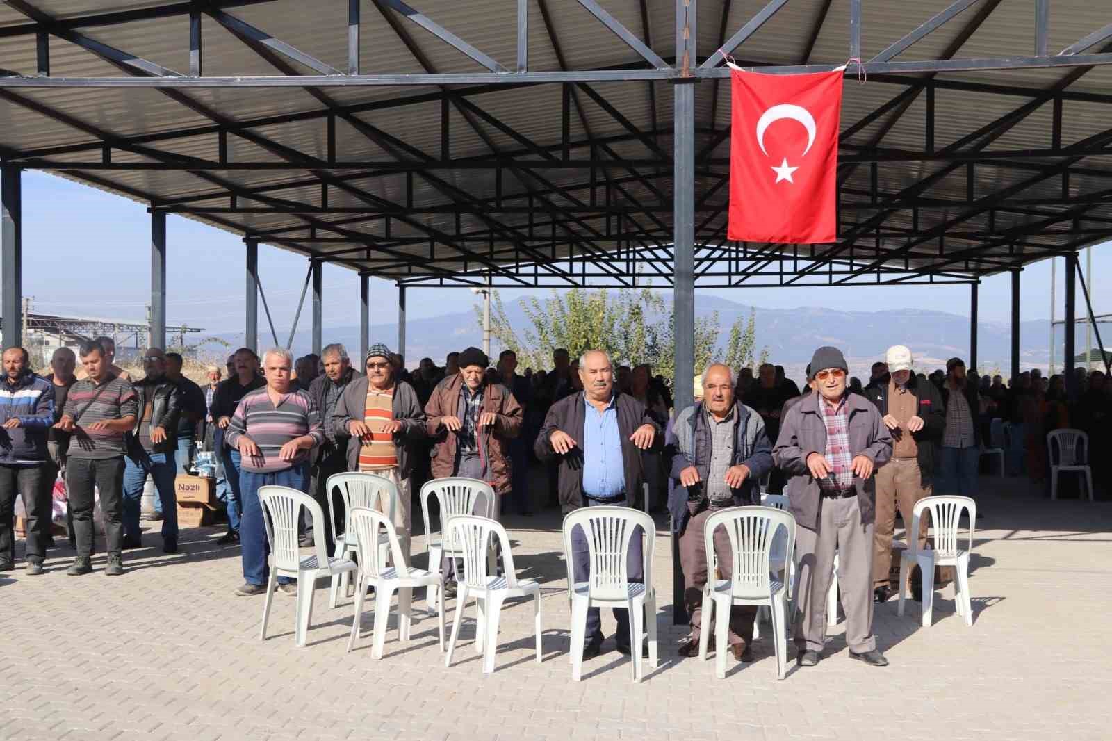 Turgutlu’da kuraklık nedeniyle yağmur duası yapıldı
