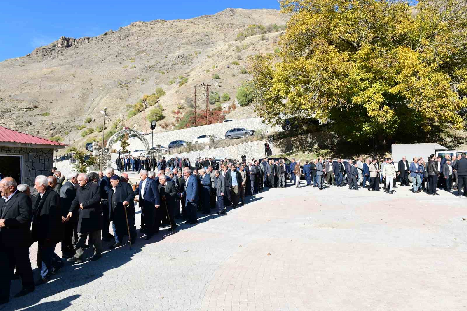 Çatak’ta 28 yıllık husumet barış ile sonuçlandı