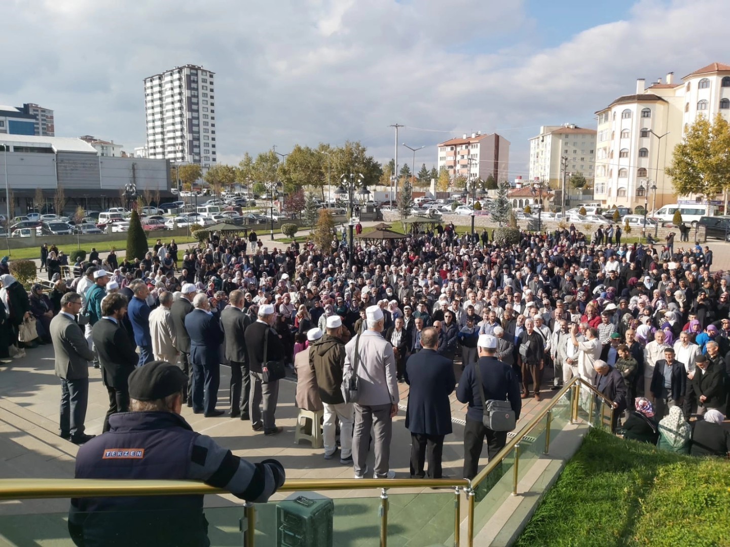 Kastamonu’dan kutsal topraklara giden umreciler dualarla uğurlandı