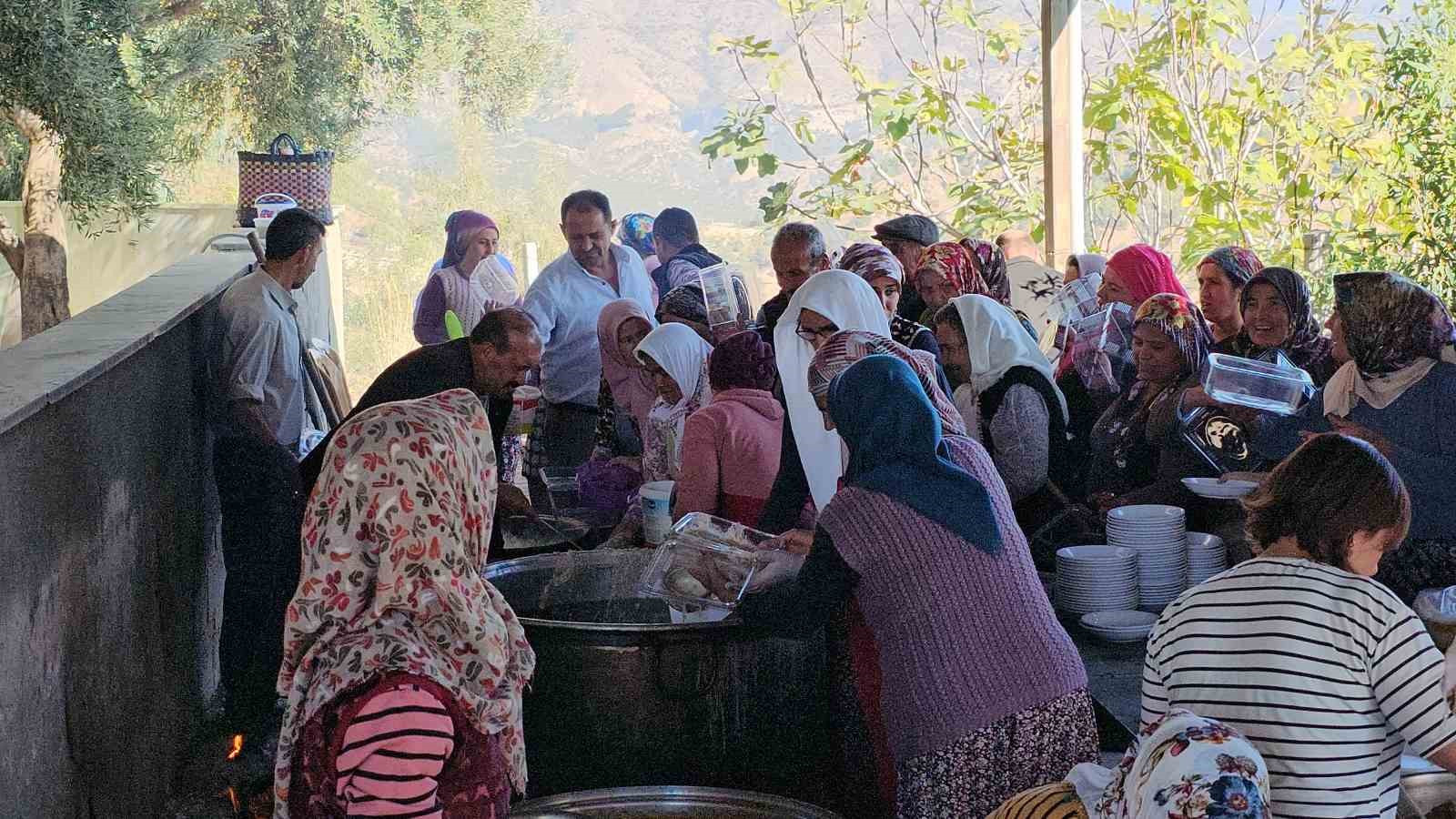 Nazilli’de köylüler yağmur duası yaptı
