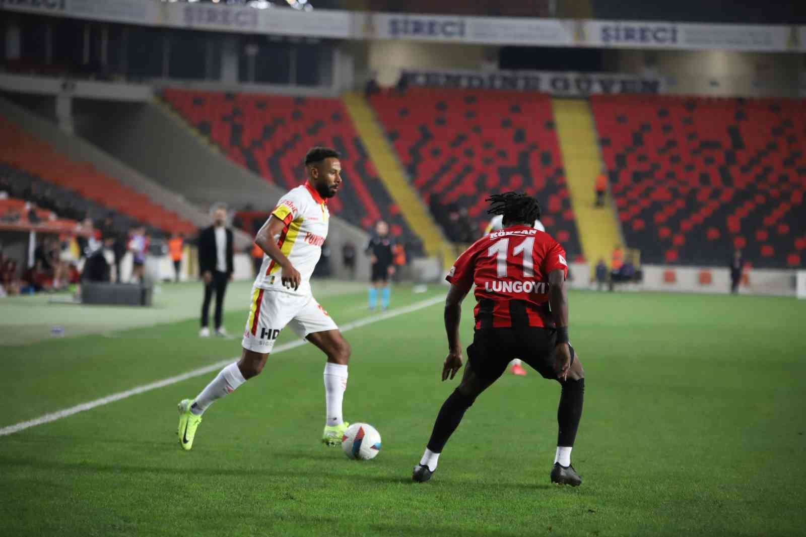 Trendyol Süper Lig: Gaziantep FK: 0 - Göztepe: 0 (Maç devam ediyor)
