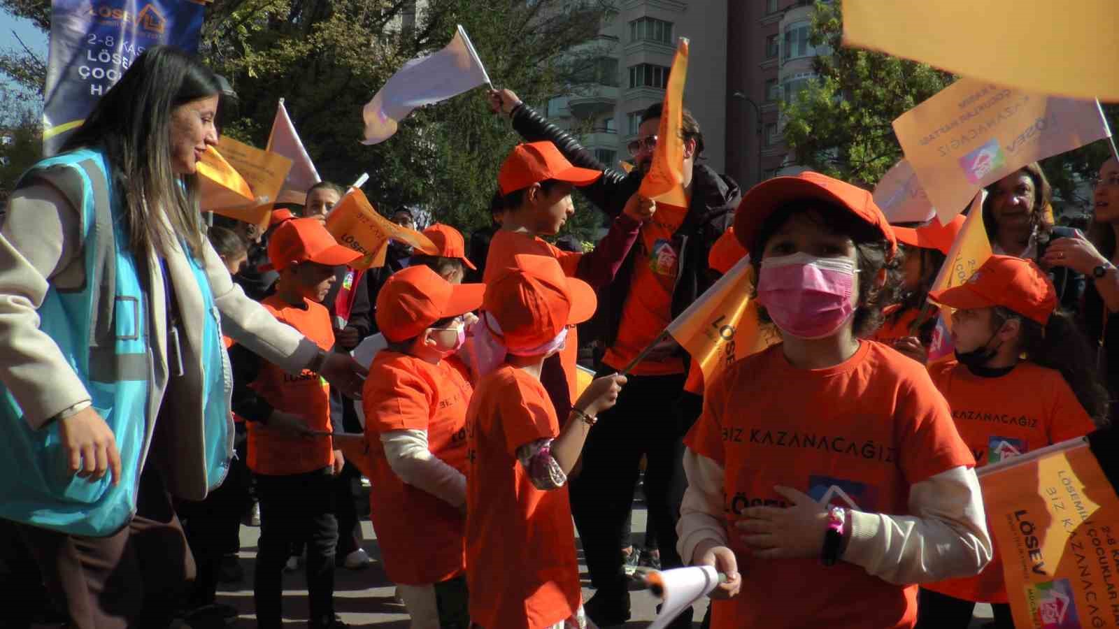 Kayseri’de lösemili çocuklar hem eğlendi hem moral buldu
