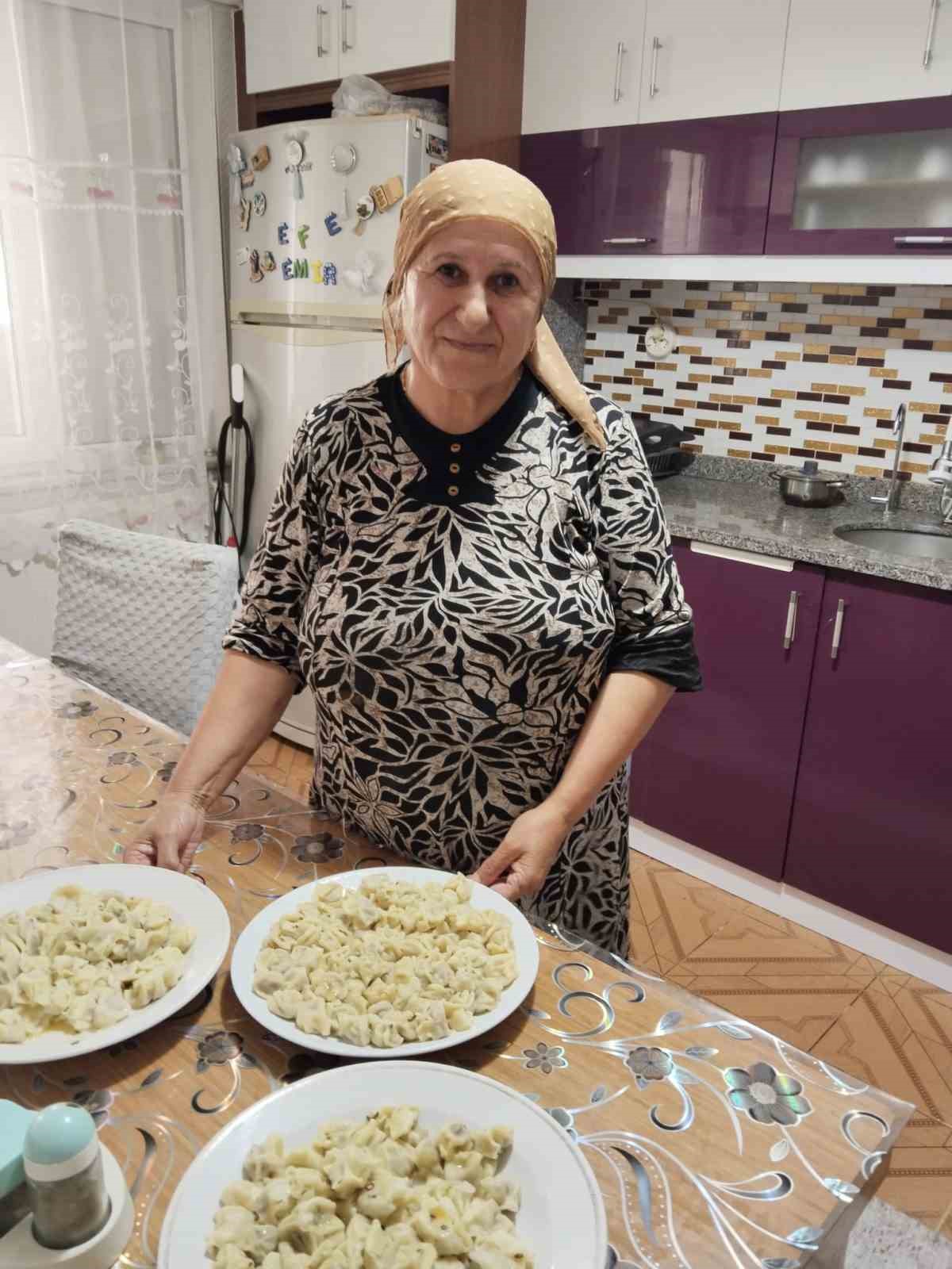 Ahıska Türkleri ’Hınkal’ kültürünü Honaz’da yaşatıyor
