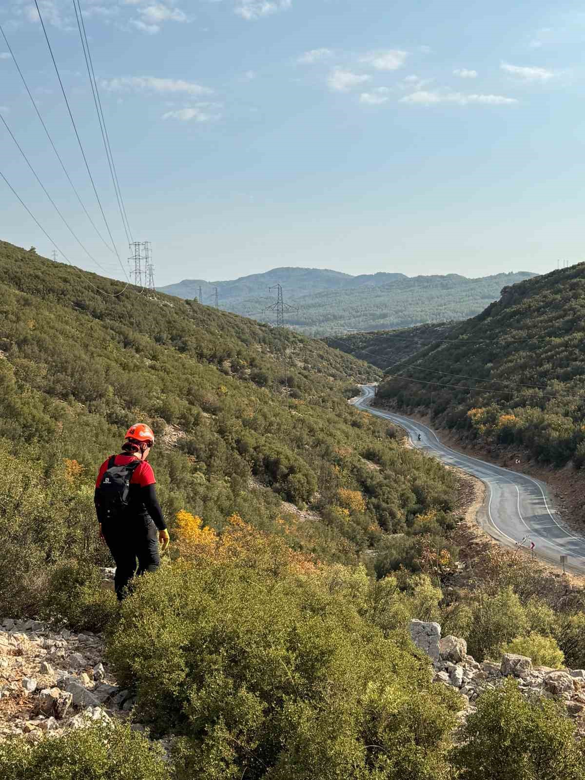 Menteşe’de kayıp yaşlı kadın için arama çalışmaları sürüyor