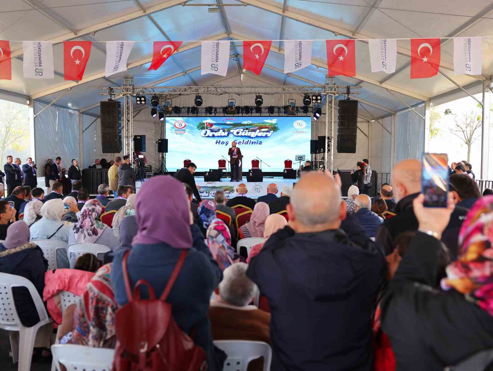 Arnavutköy’de düzenlenen Ordu Tanıtım Günleri’nde renkli görüntüler oluştu
