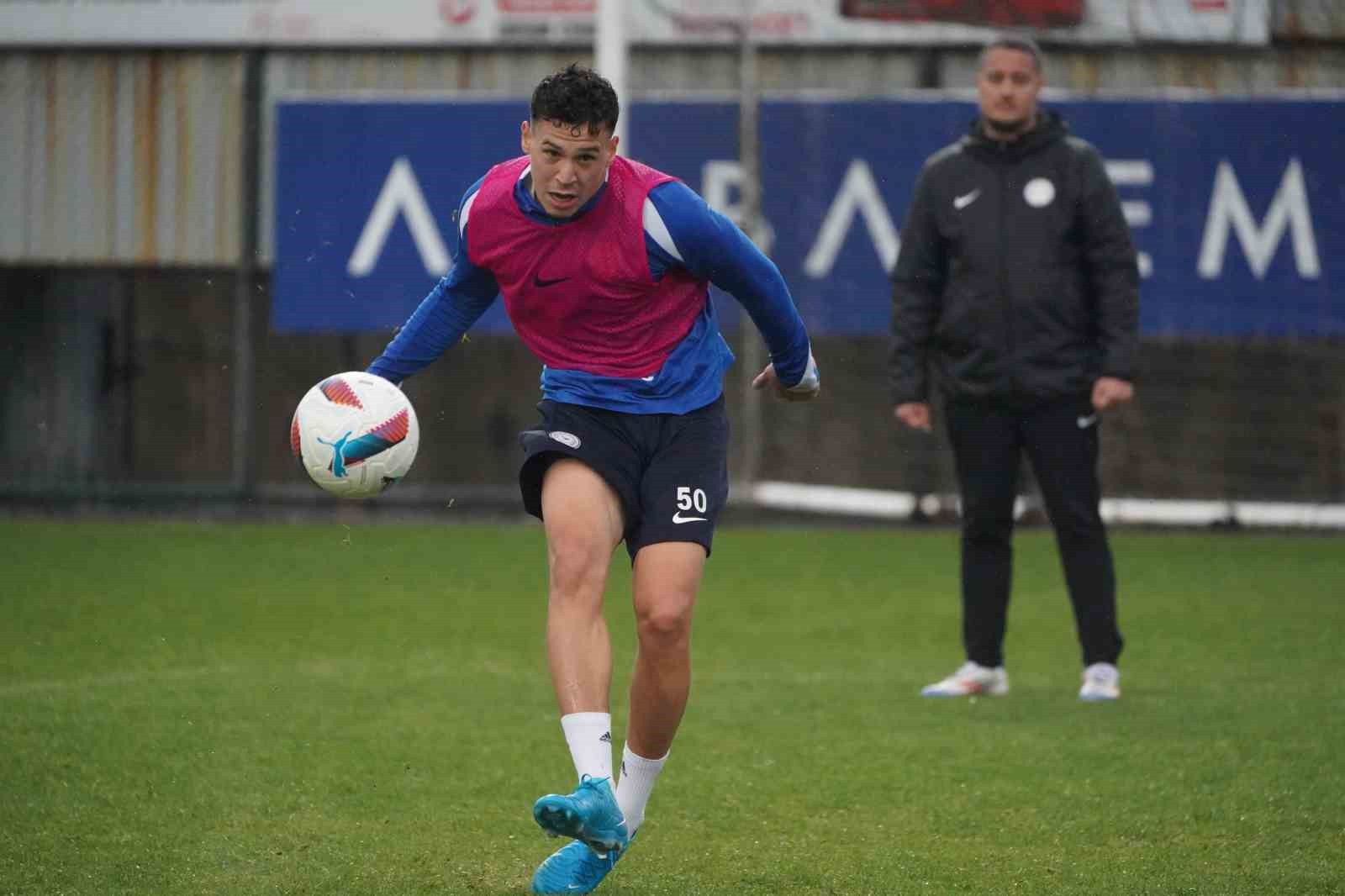 Çaykur Rizespor, Trabzonspor maçı hazırlıklarına başladı