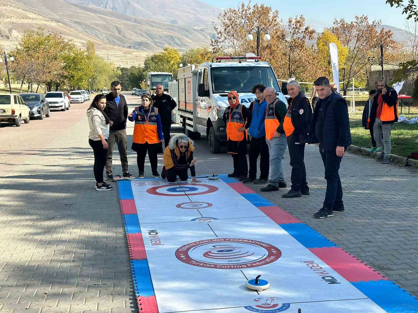 Destek AFAD G&ouml;n&uuml;ll&uuml;leri Buluşuyor programı ger&ccedil;ekleştirildi
