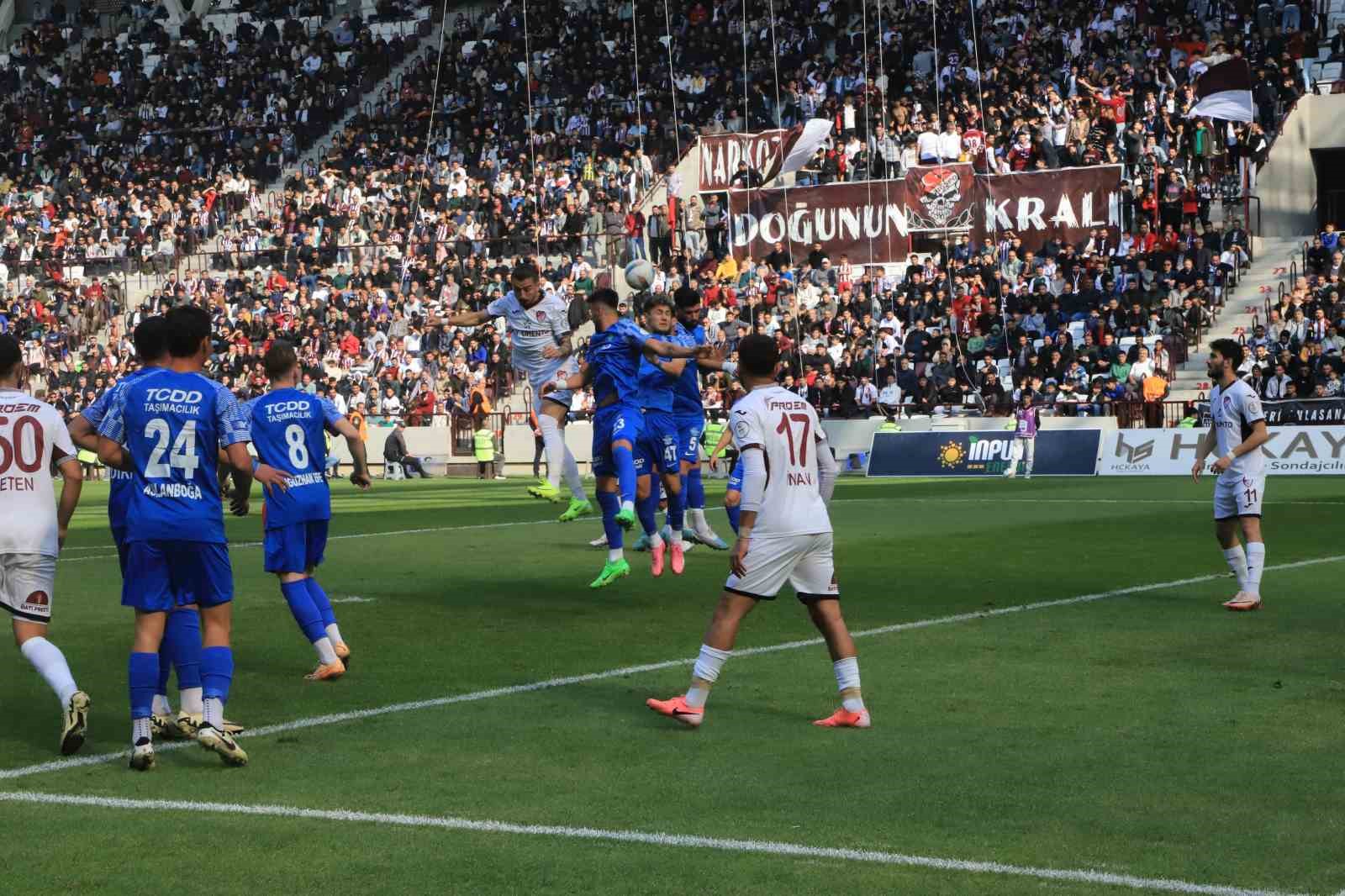 Nesine 2. Lig: Elazığspor: 3 - Ankara Demirspor: 2
