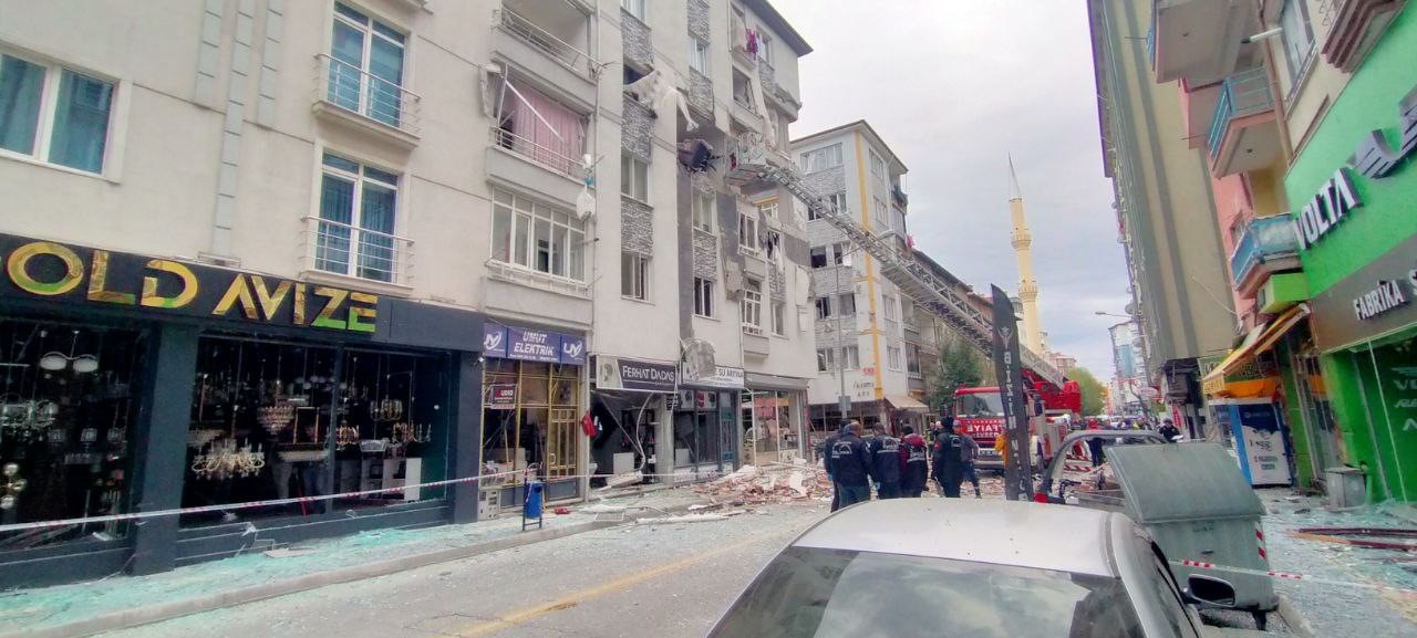&Ccedil;orum&rsquo;daki patlamada yaralı sayısı 23&rsquo;e &ccedil;ıktı
