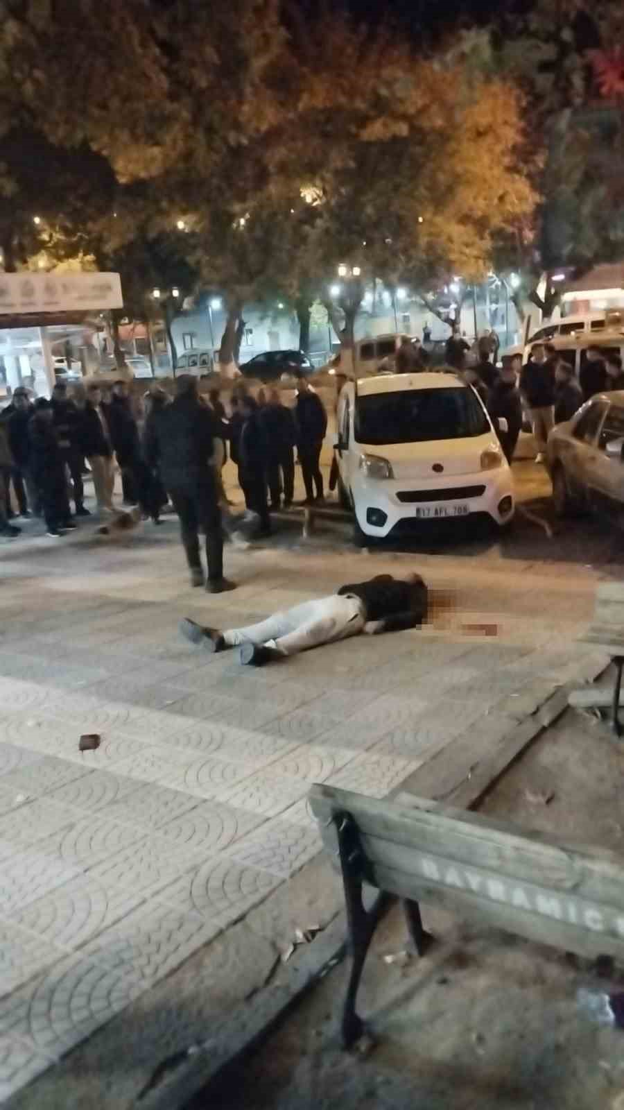 &Ccedil;anakkale&rsquo;de arkadaşını silahla vurarak &ouml;ld&uuml;ren şahıs tutuklandı
