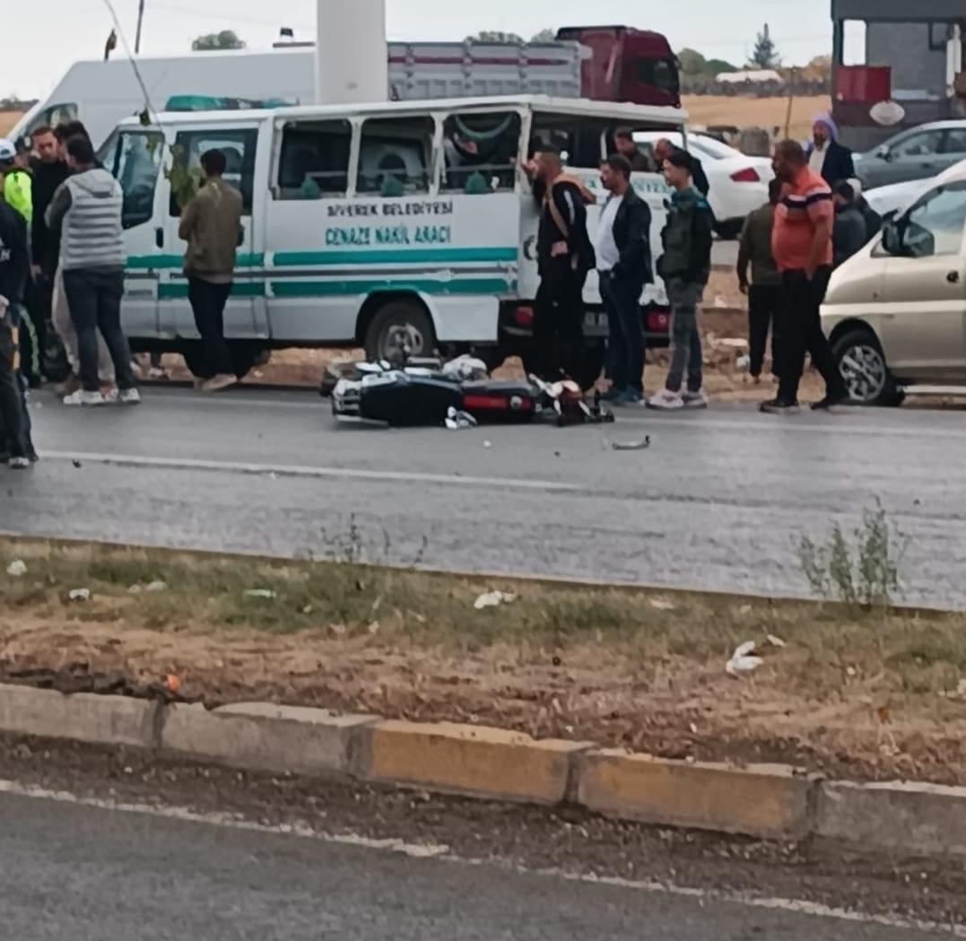 Şanlıurfa’da tırın çarptığı motosiklet sürücüsü öldü