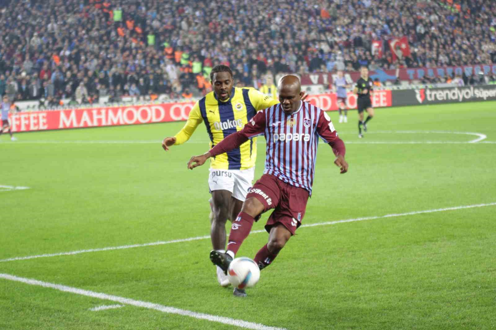 Trendyol Süper Lig: Trabzonspor: 2 - Fenerbahçe: 3 (Maç sonucu)