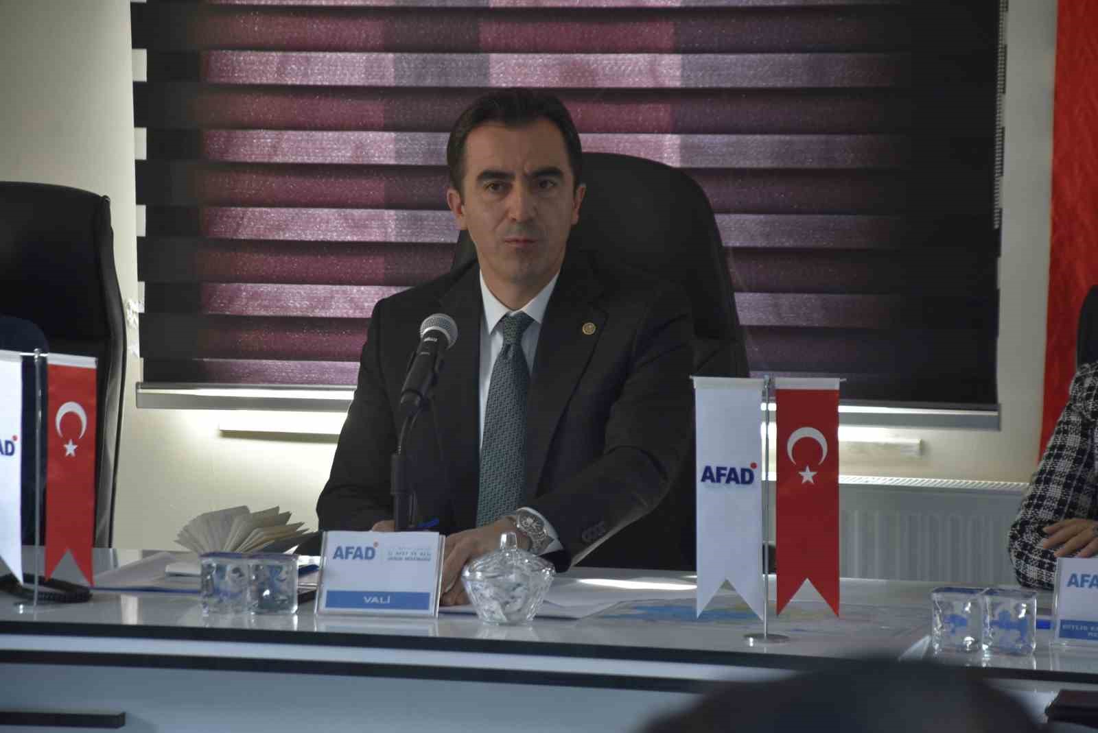 Bitlis&rsquo;te kış tedbirleri toplantısı d&uuml;zenlendi
