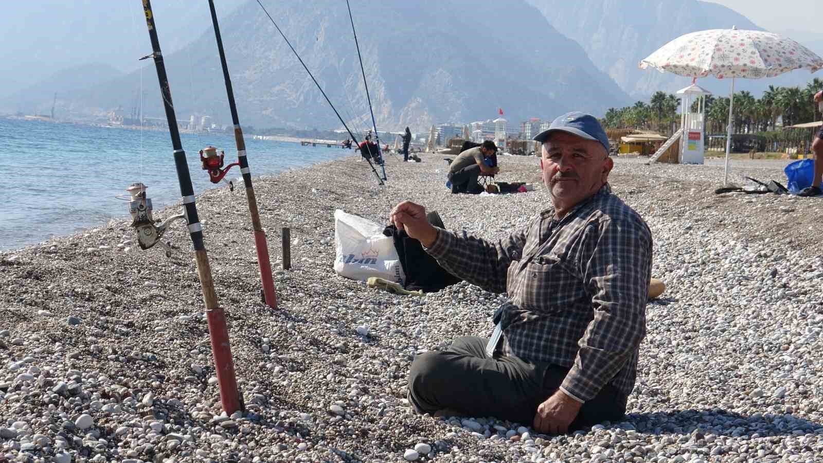 Antalya’da deniz suyu sıcaklığı, hava sıcaklığını yakaladı
