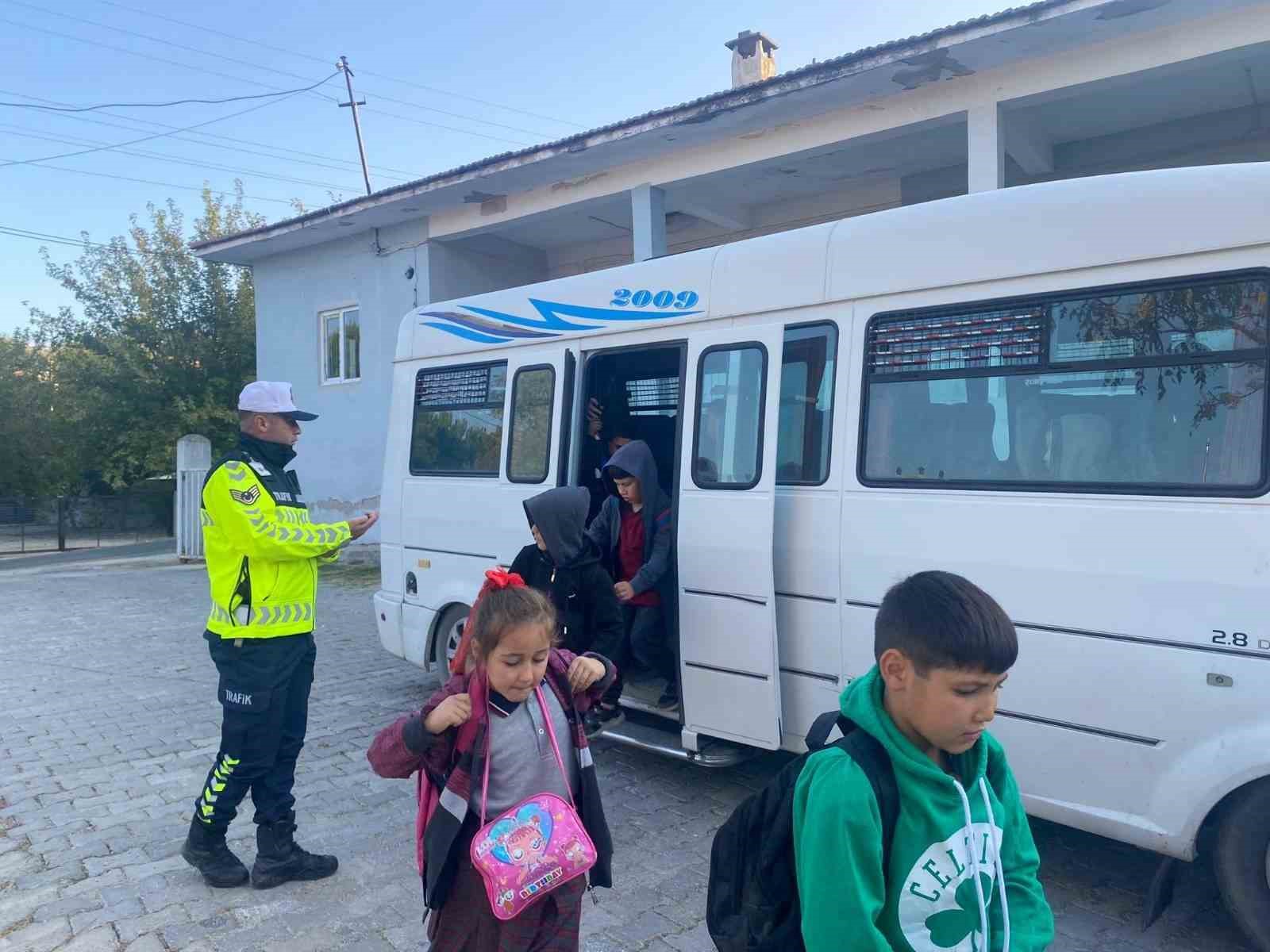 Karpuzlu’da 32 öğrenciye trafik eğitimi verildi