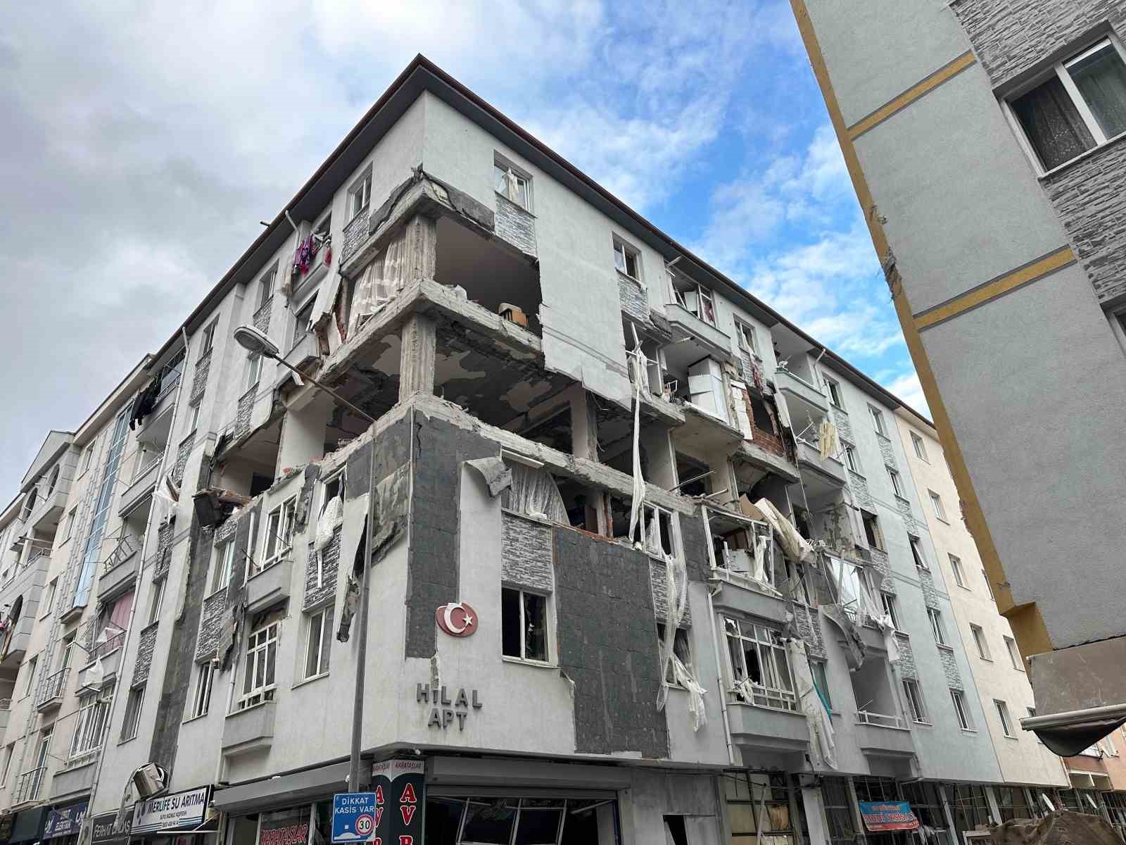 Çorum’daki patlamada faciadan dönülmüş: 16 daireli apartmanda sadece 4 aile varmış