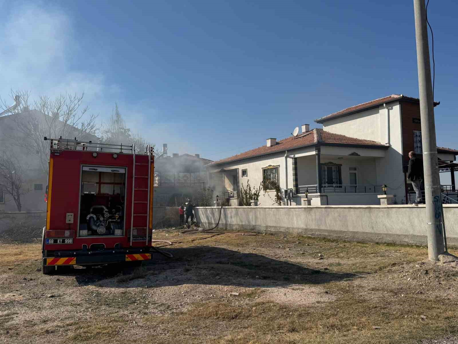 Müstakil evin bodrumunda çıkan yangın korkuttu
