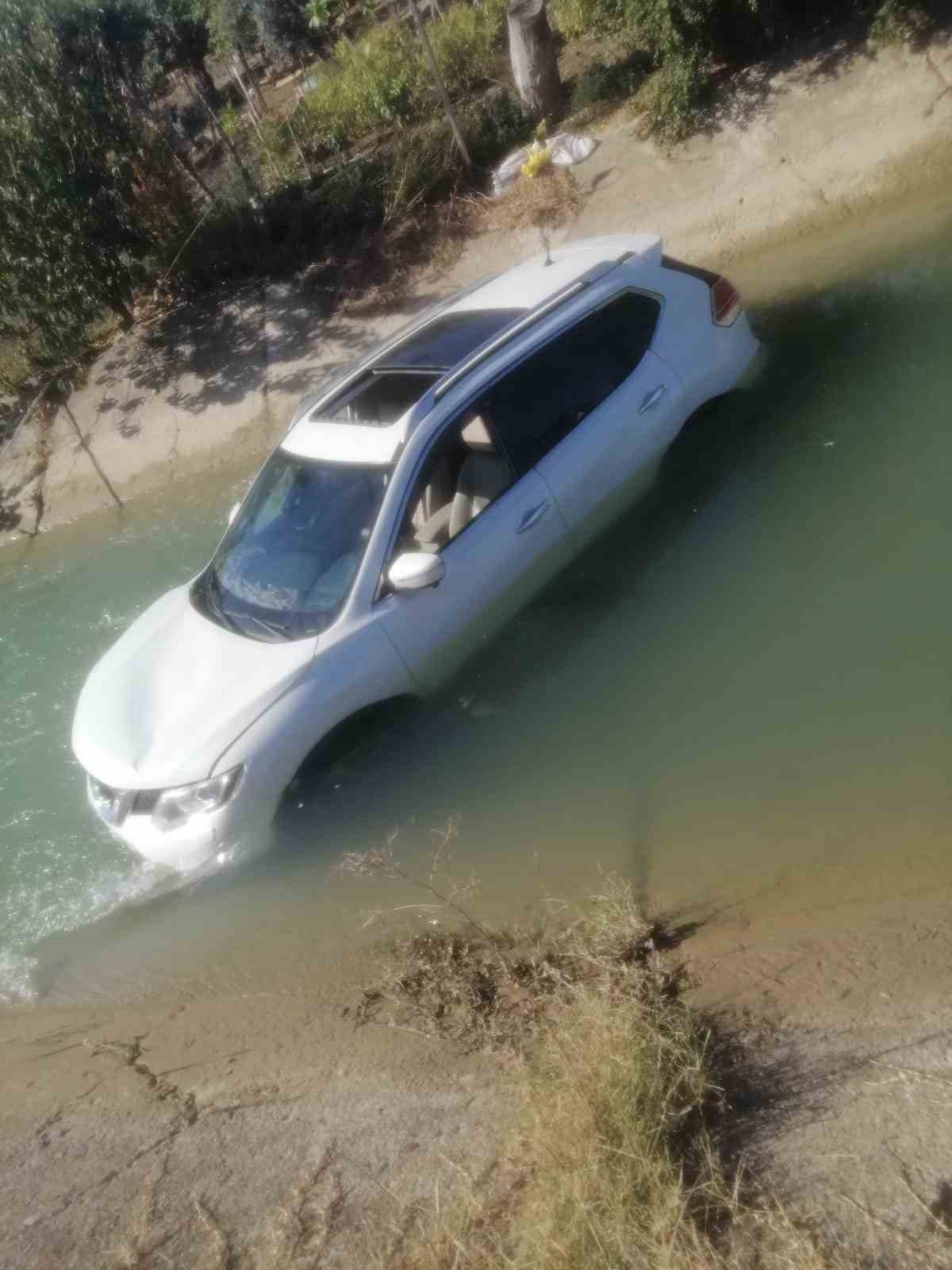 Adana’da cip sulama kanalına düştü
