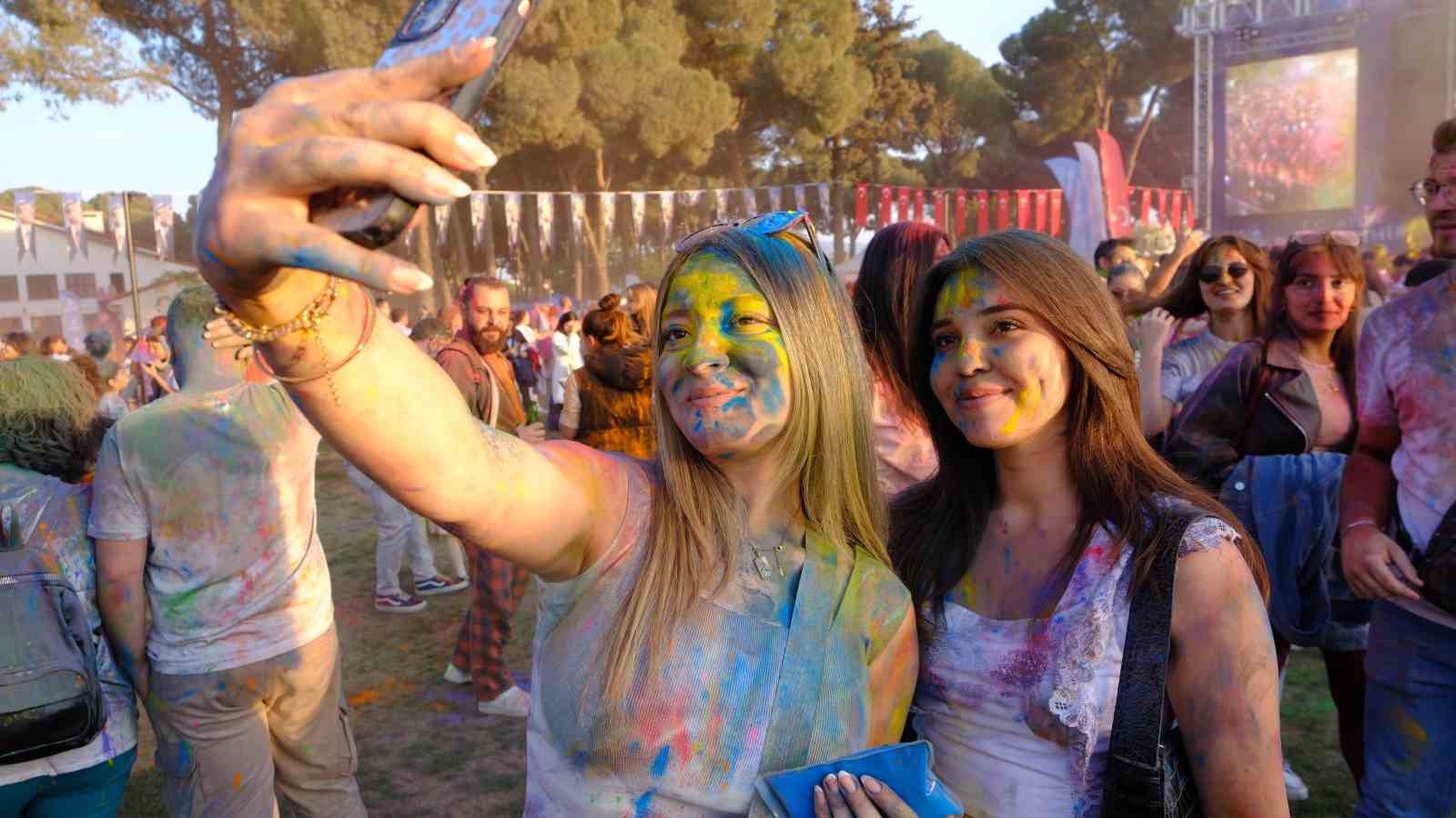 Aydınlı gençlerden Başkan Çerçioğlu’na Aydınfest teşekkürü
