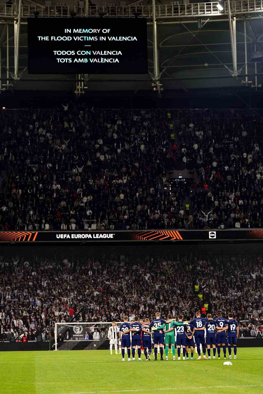 UEFA Avrupa Ligi: Beşiktaş: 0 - Malmö: 0 (Maç devam ediyor)
