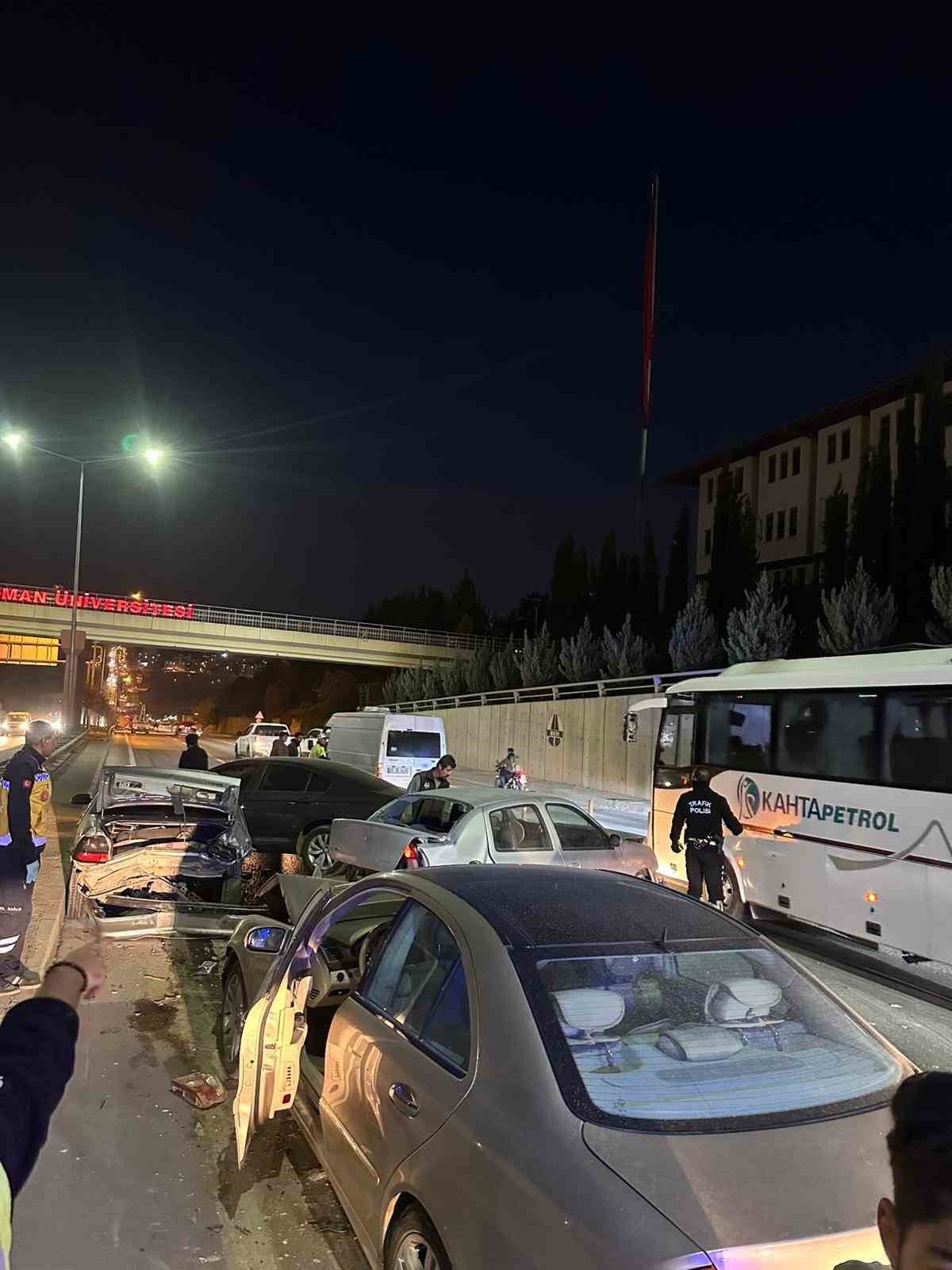 Adıyaman’da zincirleme trafik kazası: 1 yaralı
