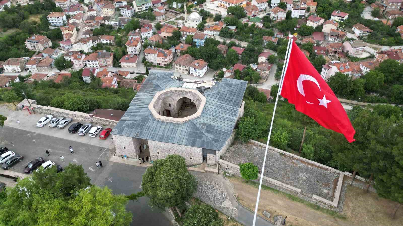 Anadolu’nun ilk medresesi Yağbasan, yüzyıllara meydan okuyor