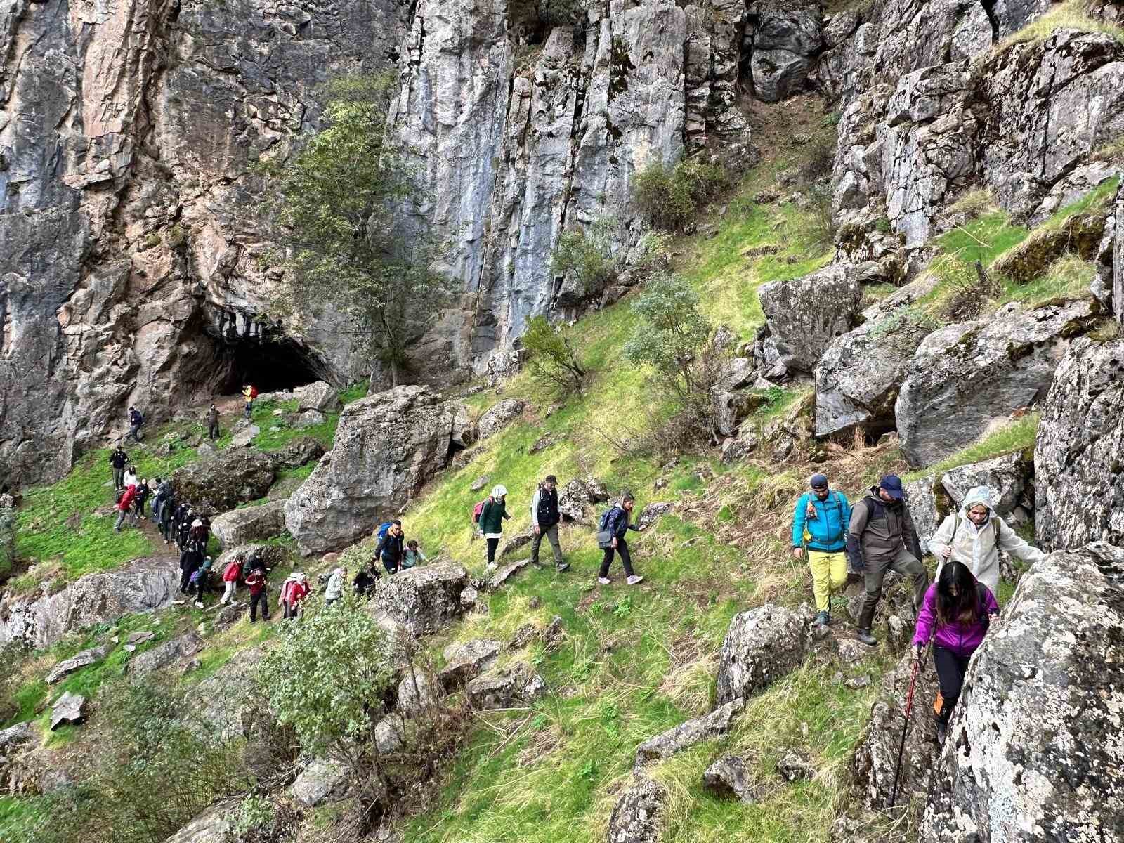 Doğaseverler, Masiro Kanyonu’nu yeniden keşfetti