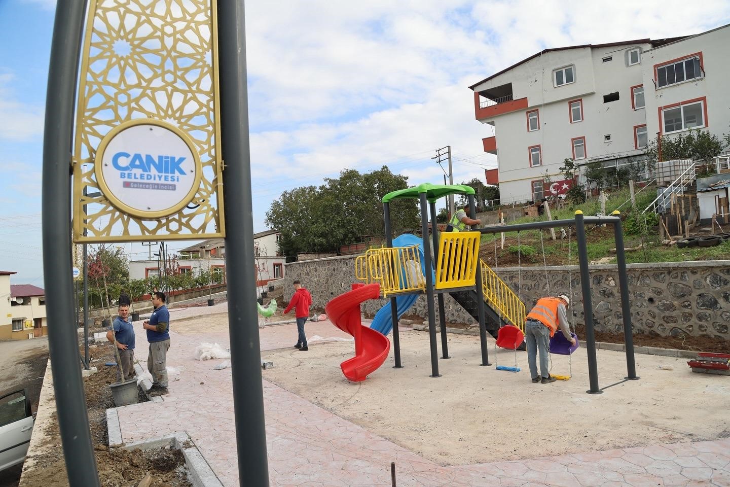 Başkan Sandıkçı: “Tüm mahallelerimize yeni sosyal yaşam alanları kazandırıyoruz&quot;