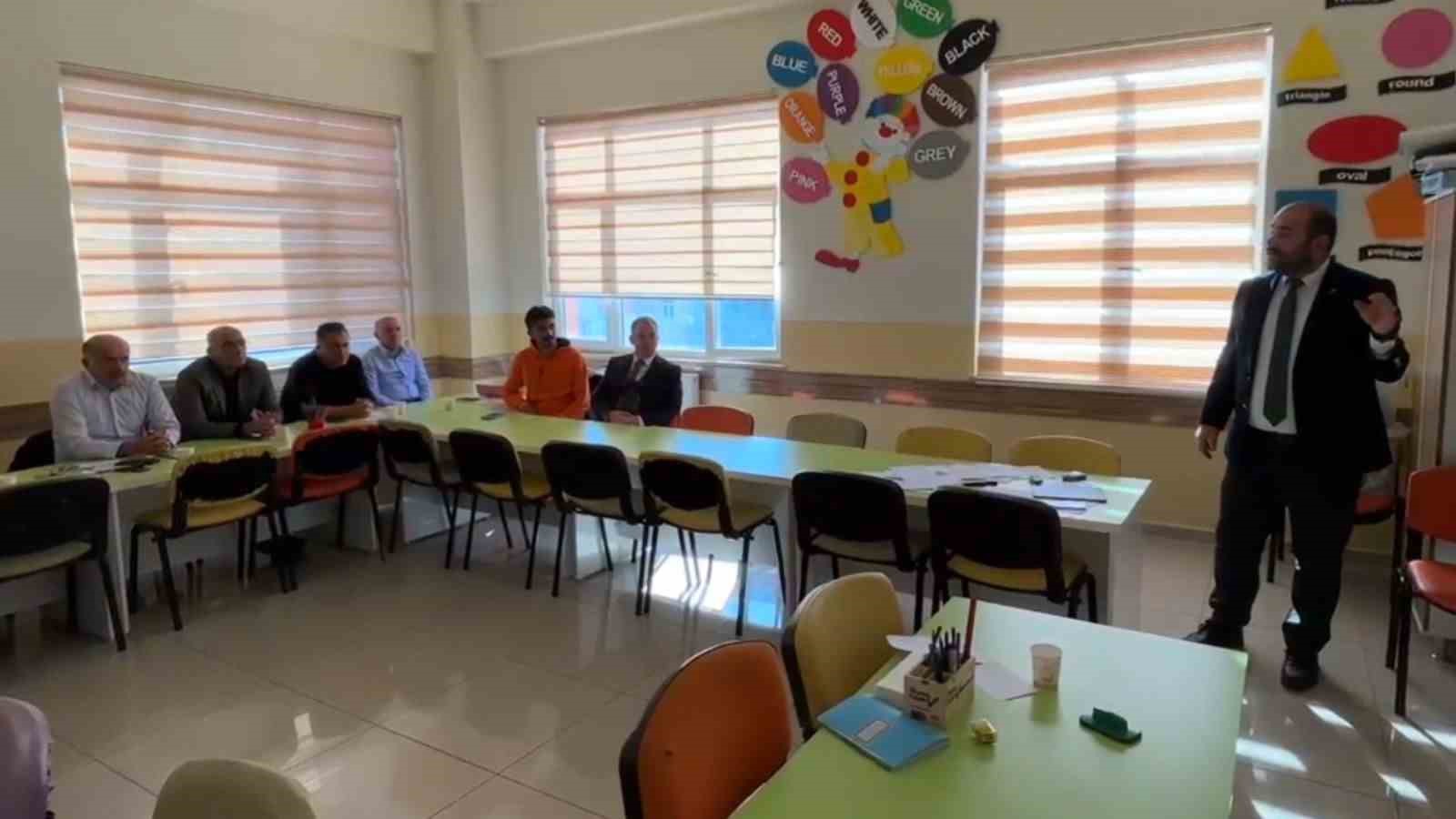 Kırşehir’de &quot;Öğretim Liderliği Semineri Kursu&quot; Başladı