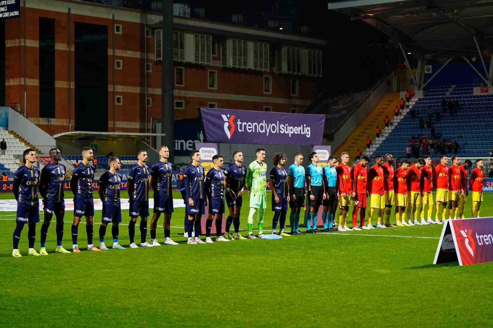 Trendyol Süper Lig: Kasımpaşa 0 - Kayserispor: 0 (Maç devam ediyor)