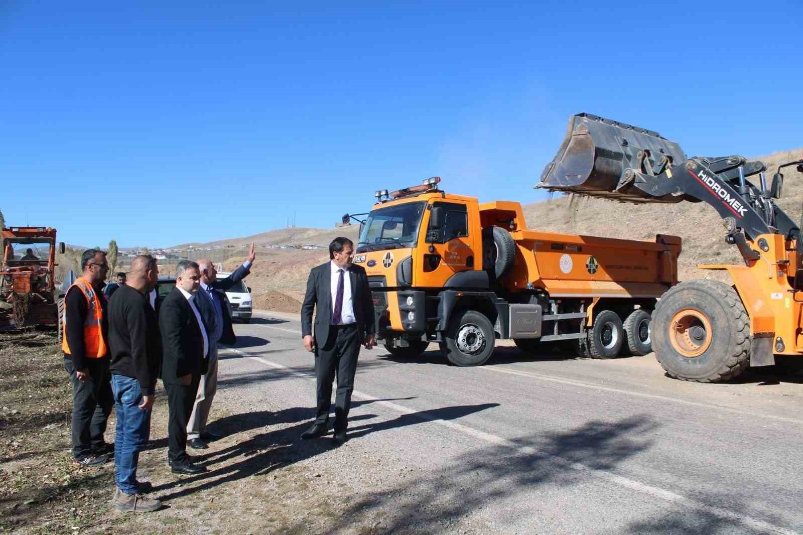 Otlukbeli’de kamu yatırımları ve tadilatlar yerinde incelendi