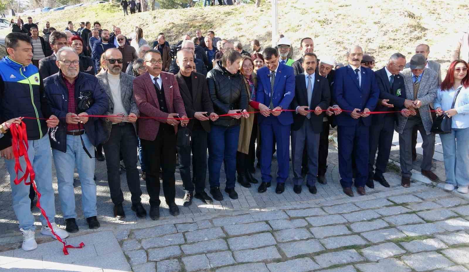 Kütahya’da ’Tarihi ve Doğayı Buluşturan Hisar Yürüyüş Yolu’nun ikinci etabı açıldı
