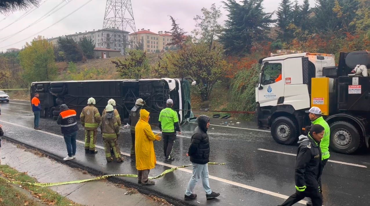 Esenlerde yaşanan feci kazanın ardından yol tekrardan trafiğe açıldı
