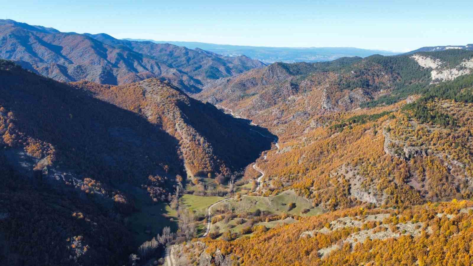 Kastamonu’da sonbaharın renkleri mest ediyor