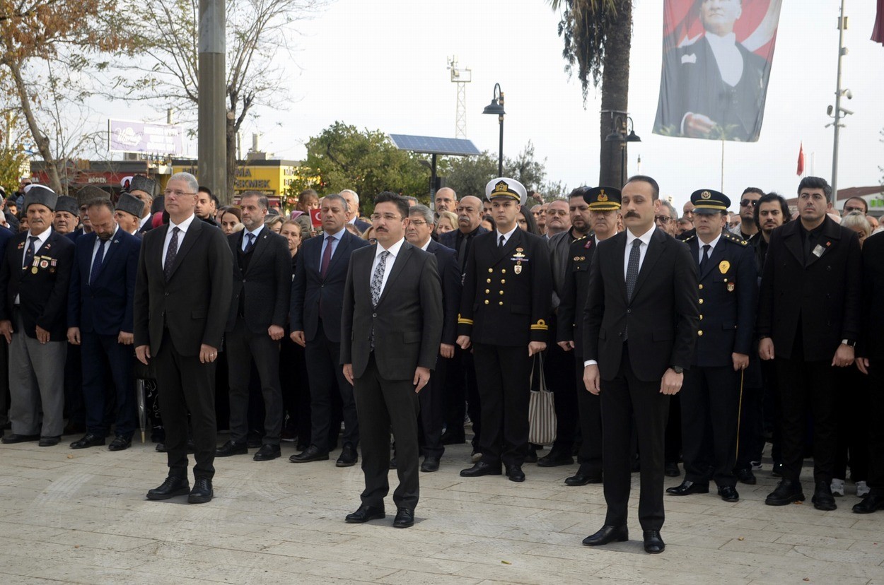 Atatürk Mudanya’da özlemle anıldı