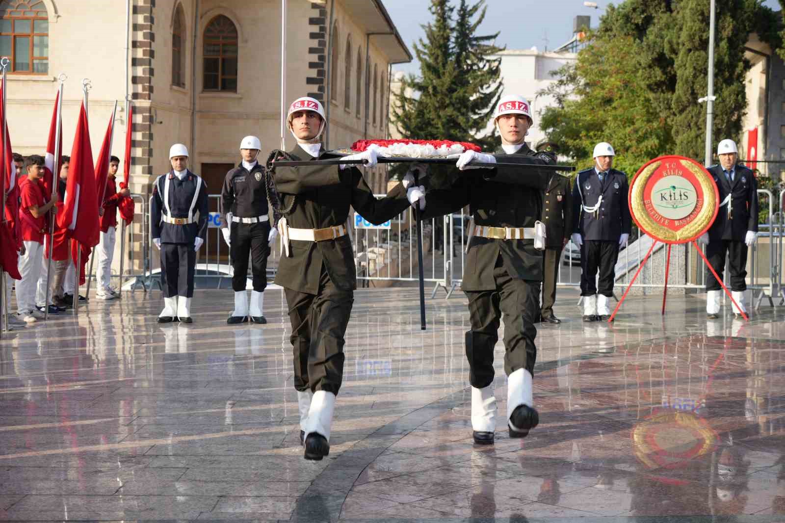 Sınır kent Kilis’te 10 Kasım töreni