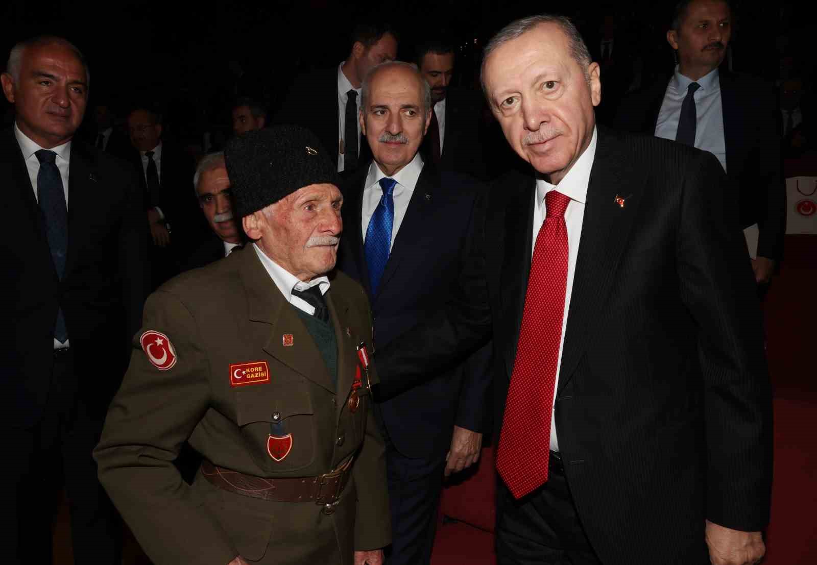 Kore Gazisi Uzun, Cumhurbaşkanı Erdoğan ile bir araya geldi
