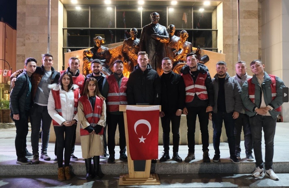 Giresun’da “Ataya saygı nöbeti” tutuldu
