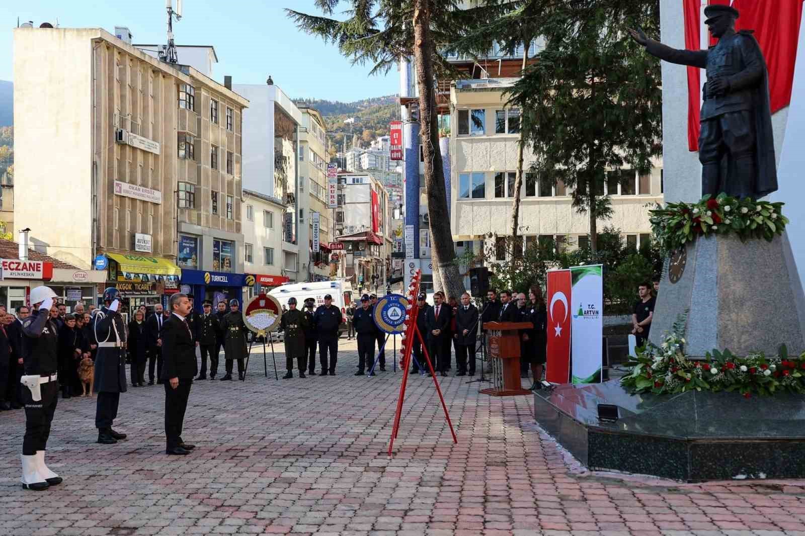Gazi Mustafa Kemal Atat&uuml;rk Artvin&rsquo;de &ccedil;eşitli etkinliklerle anıldı
