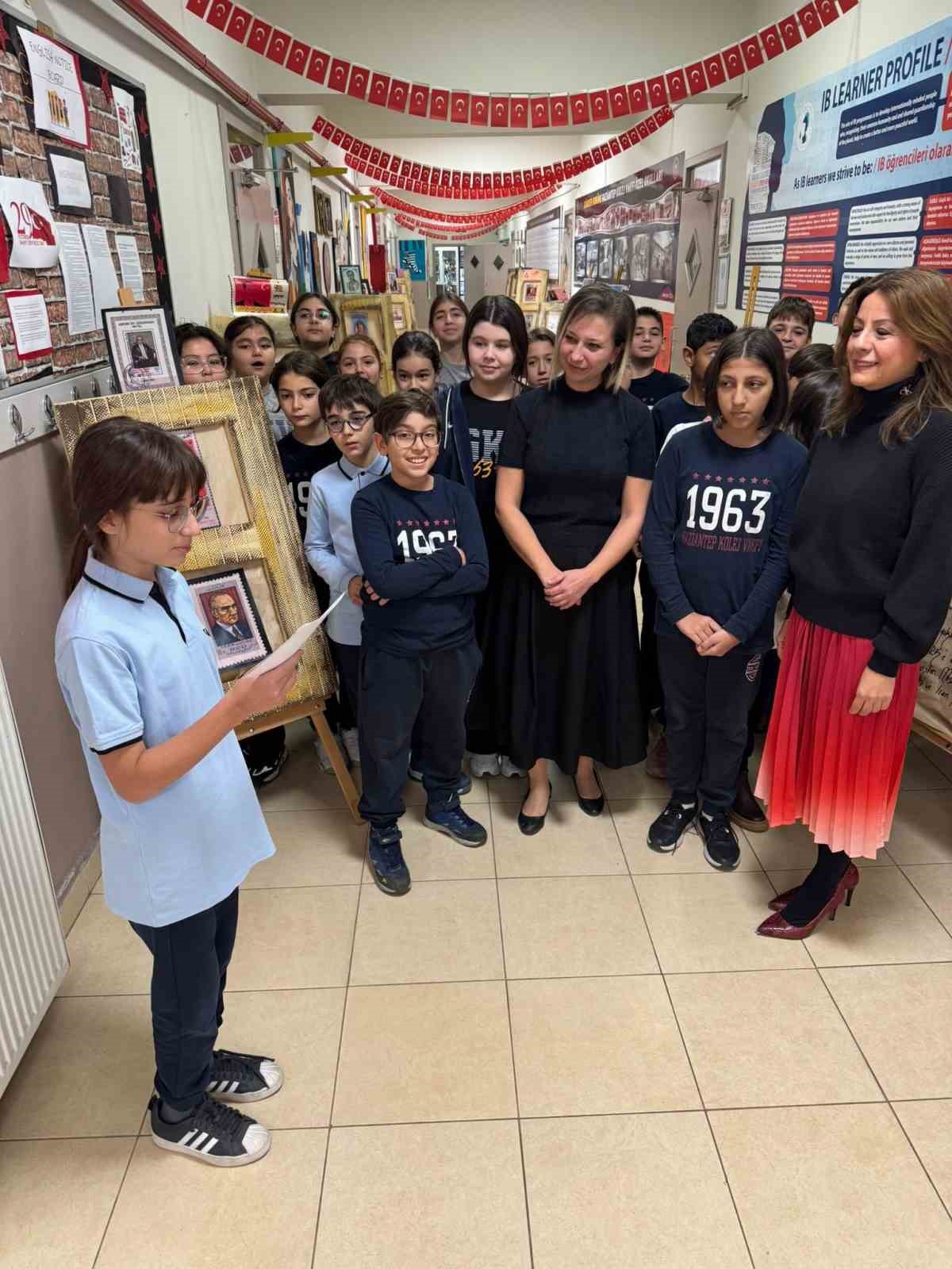 GKV&rsquo;de Atat&uuml;rk Posta Pulları Sergisi a&ccedil;ıldı
