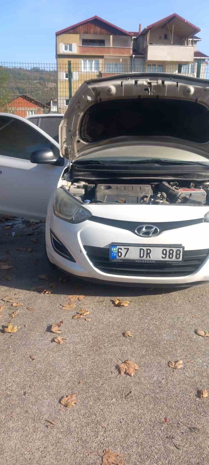 Ara&ccedil; yangını korkuttu
