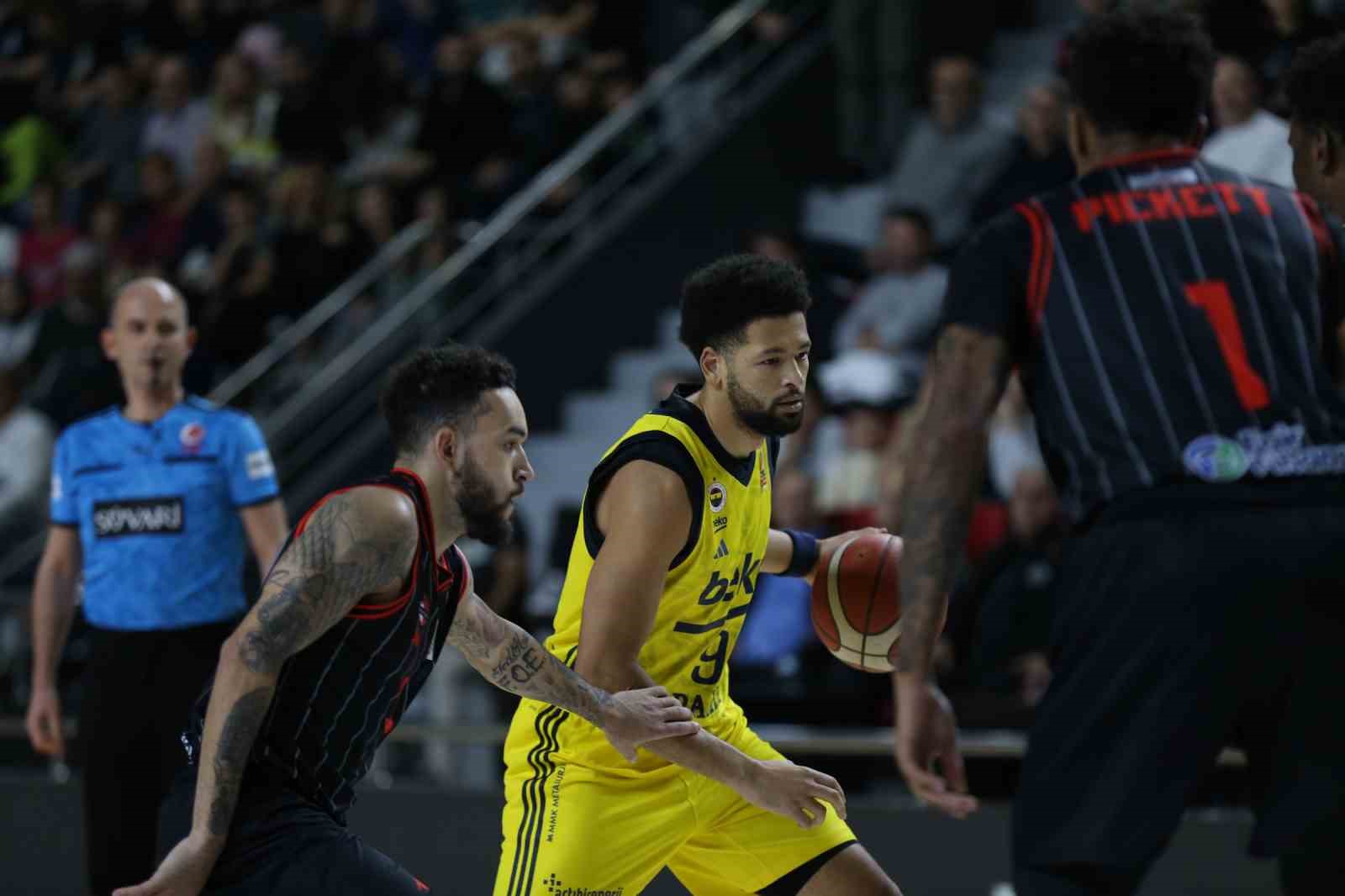 Basketbol S&uuml;per Ligi: Manisa Basket: 82 - Fenerbah&ccedil;e Beko: 90
