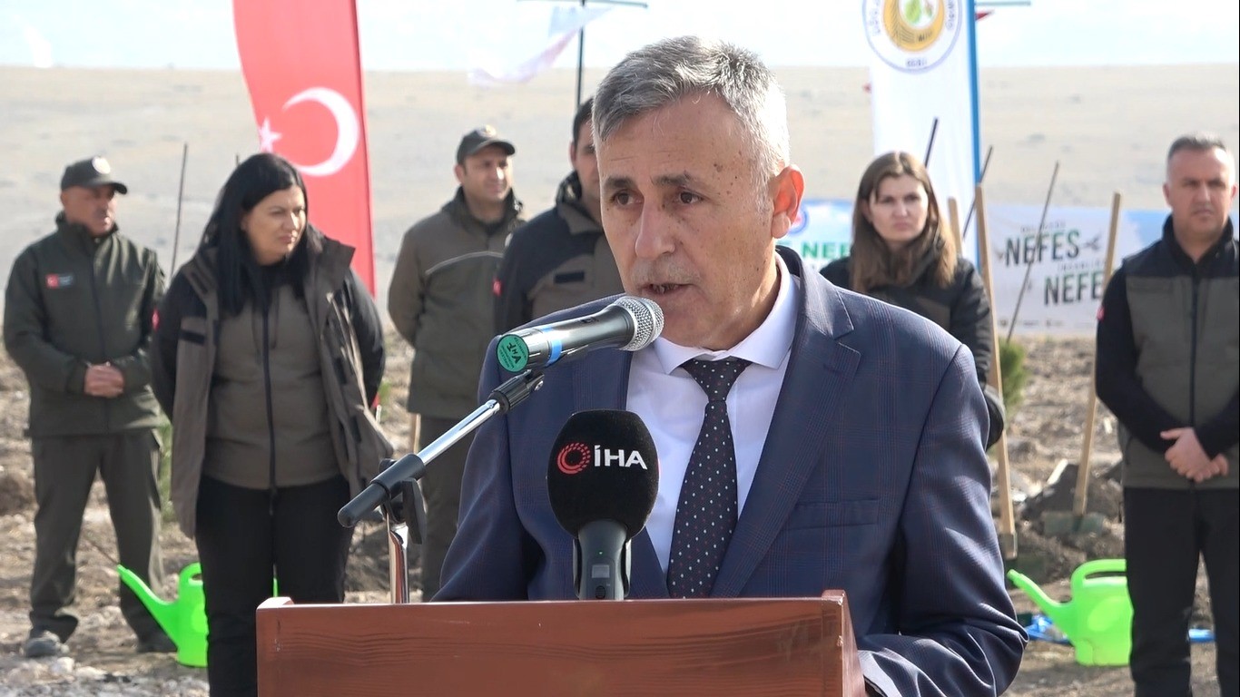 Son 5 yılda K&uuml;tahya&rsquo;da 110 milyon 757 bin 317 fidan toprakla buluşturuldu
