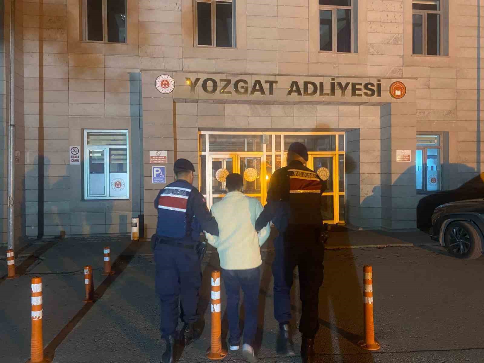 Banka ve Kredi kartı dolandırıcısı Yozgat&rsquo;ta yakalandı
