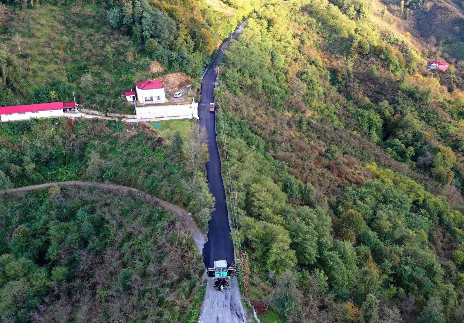 Ordu’da sıcak asfalt seferberliği devam ediyor