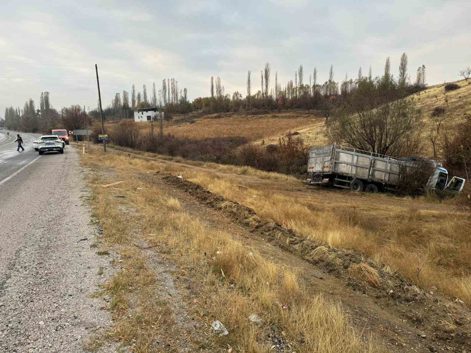 Kaza beraberinde başka kazayı getirdi: 1 yaralı
