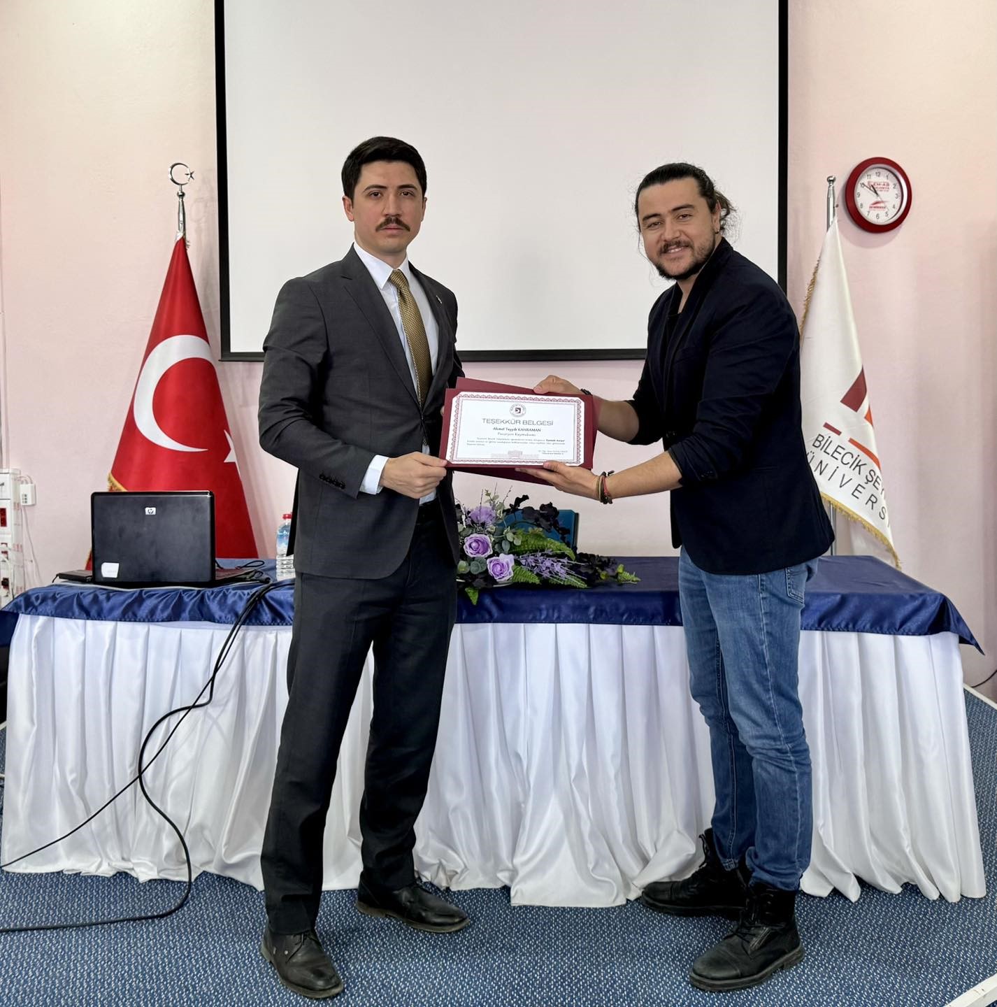 Kaymakam Kahraman,  &rsquo;Kariyer Planlaması&rsquo; seminerine konuşmacı olarak katıldı

