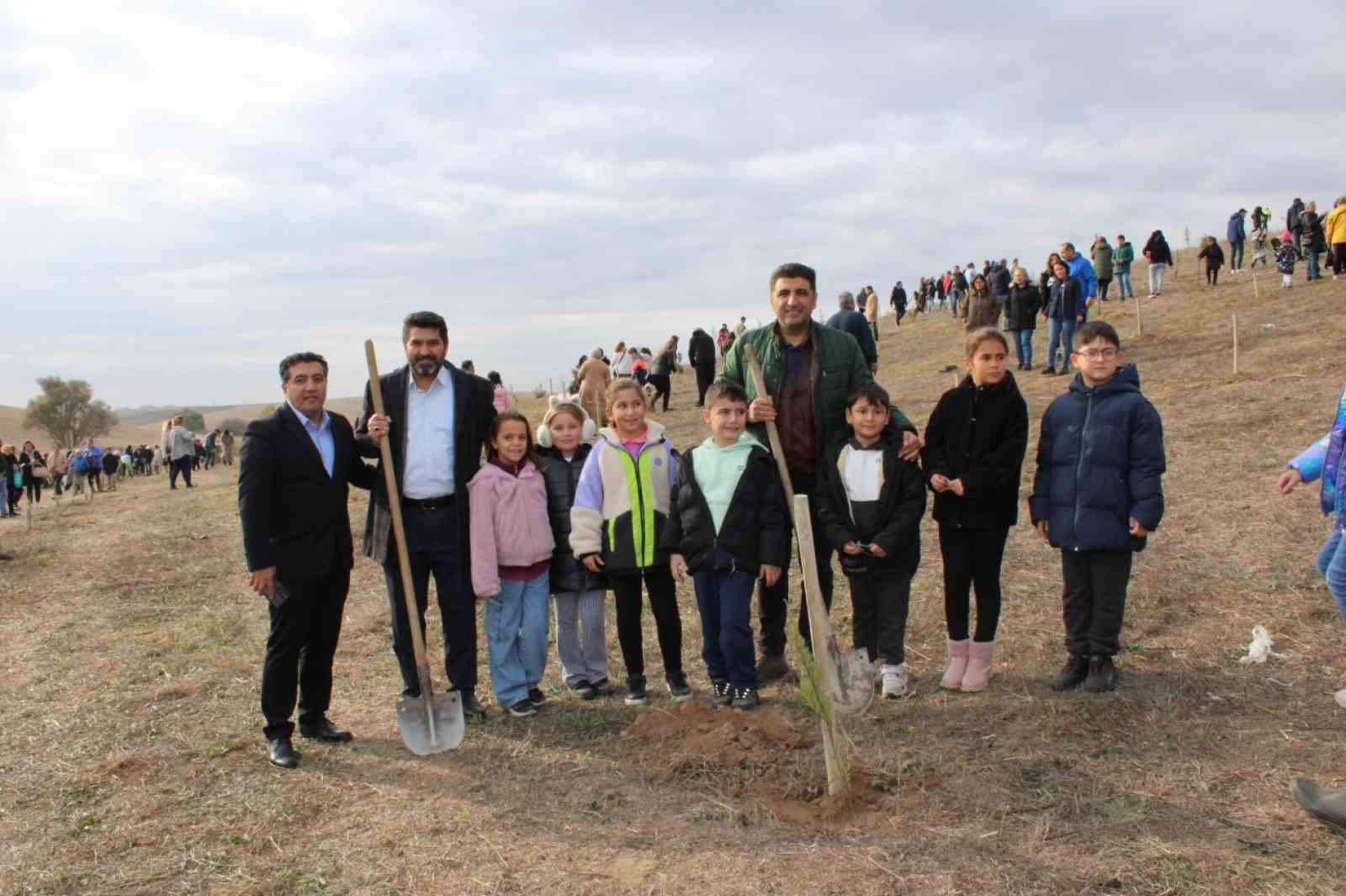 Çorlu’da tohumlar fidana, fidanlar Cumhuriyet çınarına dönüşüyor
