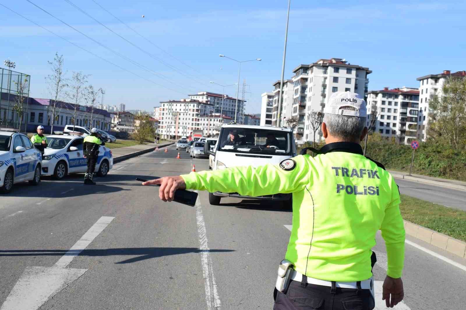 Ordu’da bir haftada 17 binden fazla araç ve sürücüsü denetlendi